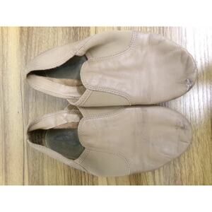 Dance Jazz Shoes Capezio EJ2 4.5W Tan Leather Split Sole